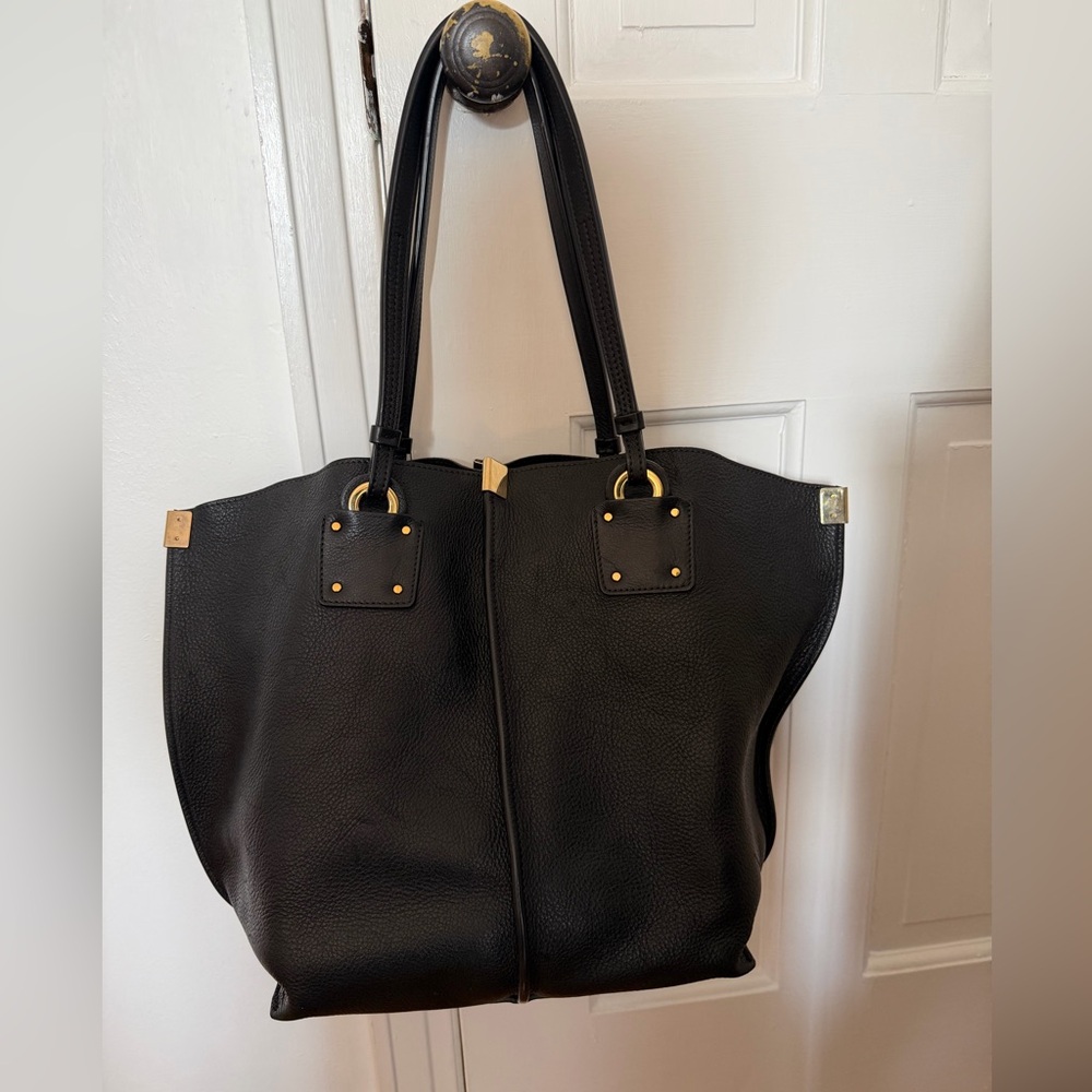 Chloe-Vick Leather Tote Bag - Black 1190 - Picture 3 of 16